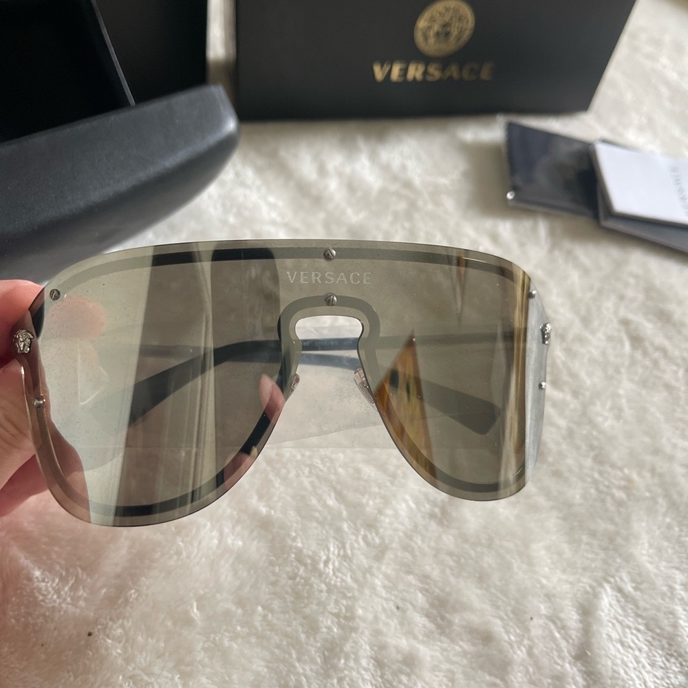 Versace light grey /silver mirror sunglasses